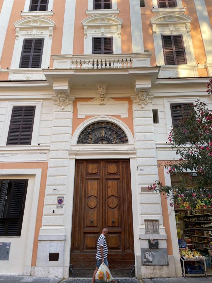 Colosseum Apartment With Big Terrace Рим Экстерьер фото